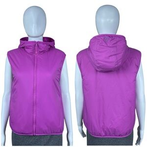 Aritzia TNAction The Pillow Puff Vegan Down Primaloft Full Zip Hooded Vest XS